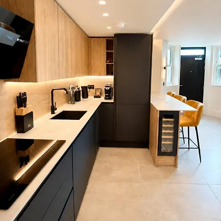 Апартаменты East Parade Collection, Courtyard 37a Харрогейт