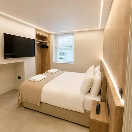 East Parade Collection, Courtyard 37a Апартаменты