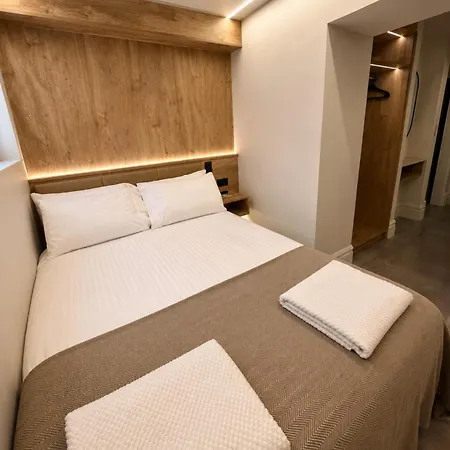 Апартаменты East Parade Collection, Courtyard 37a *