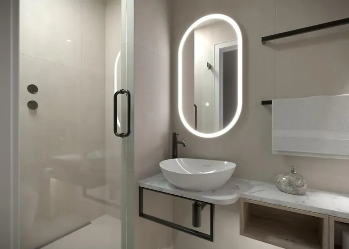 East Parade Collection, Courtyard 37a